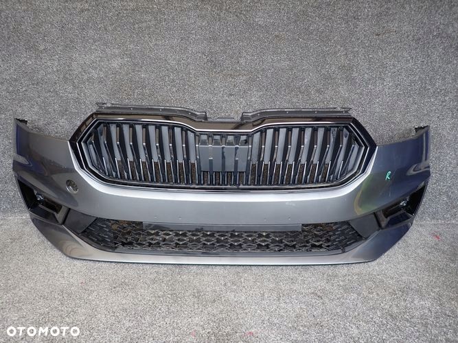 SKODA FABIA IV zderzak przedni przód wloty powietrza - 1