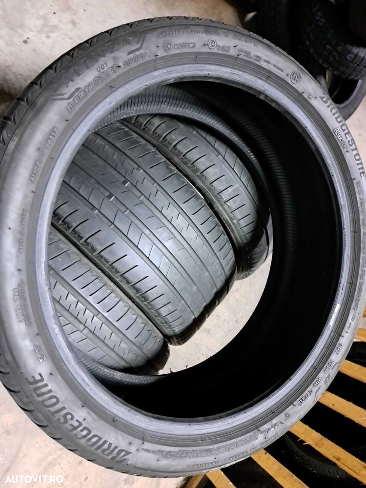 Set anvelope 245/40 R21 cu 275/35 R21 Bridgestone RFT - 8