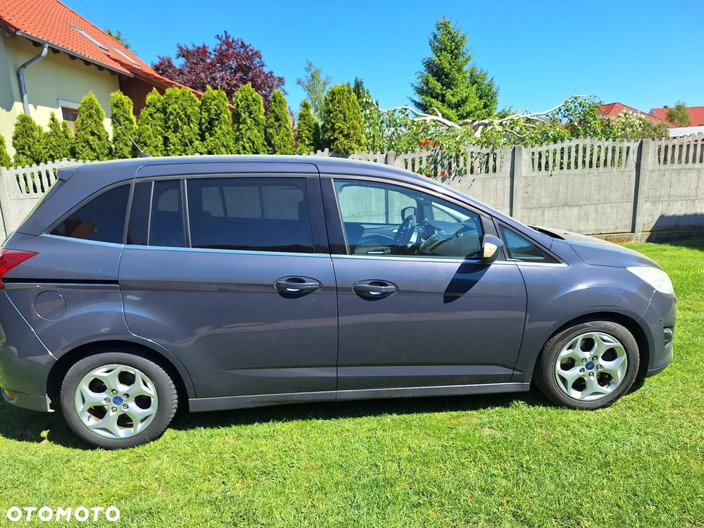 Ford Grand C-MAX - 1