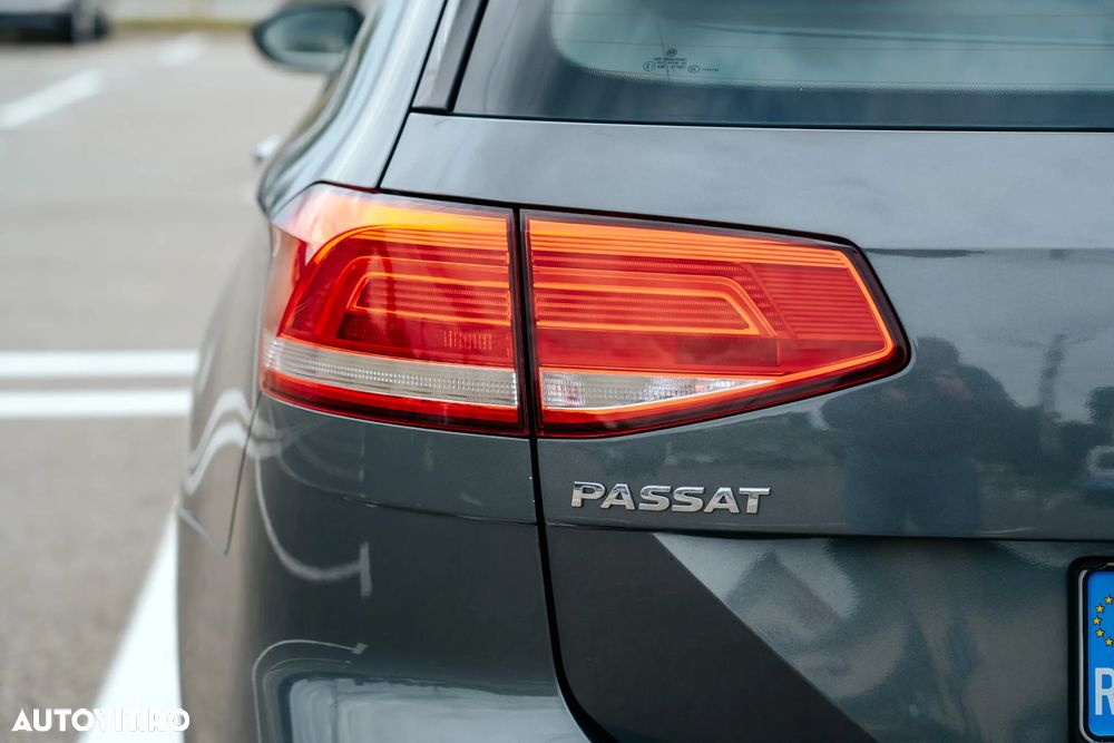 Volkswagen Passat - 26