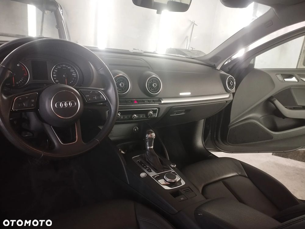 Audi A3 Limousine 2.0 TFSI quattro S tronic design - 12