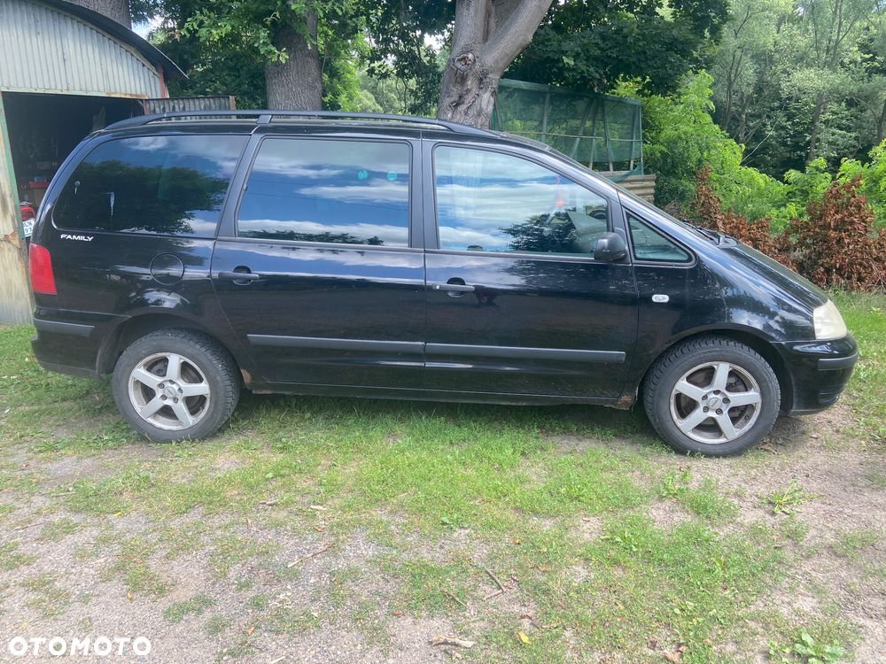 Volkswagen Sharan 2.0 Basis - 3