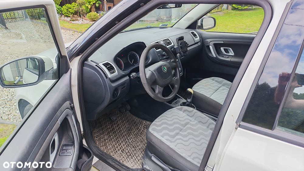 Skoda Fabia - 10