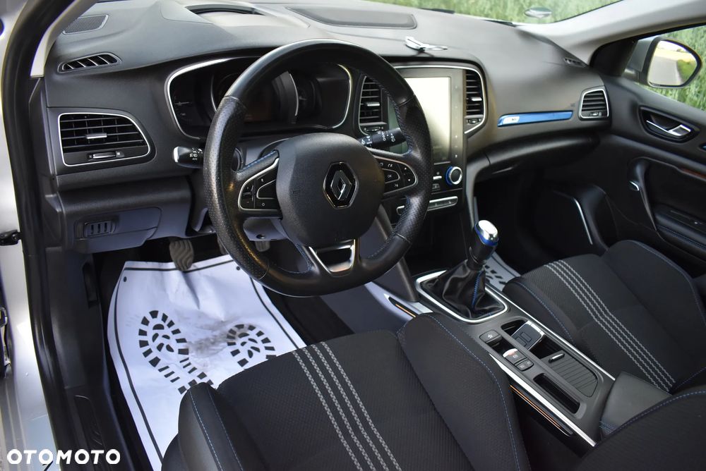 Renault Megane ENERGY dCi 130 GT LINE - 26