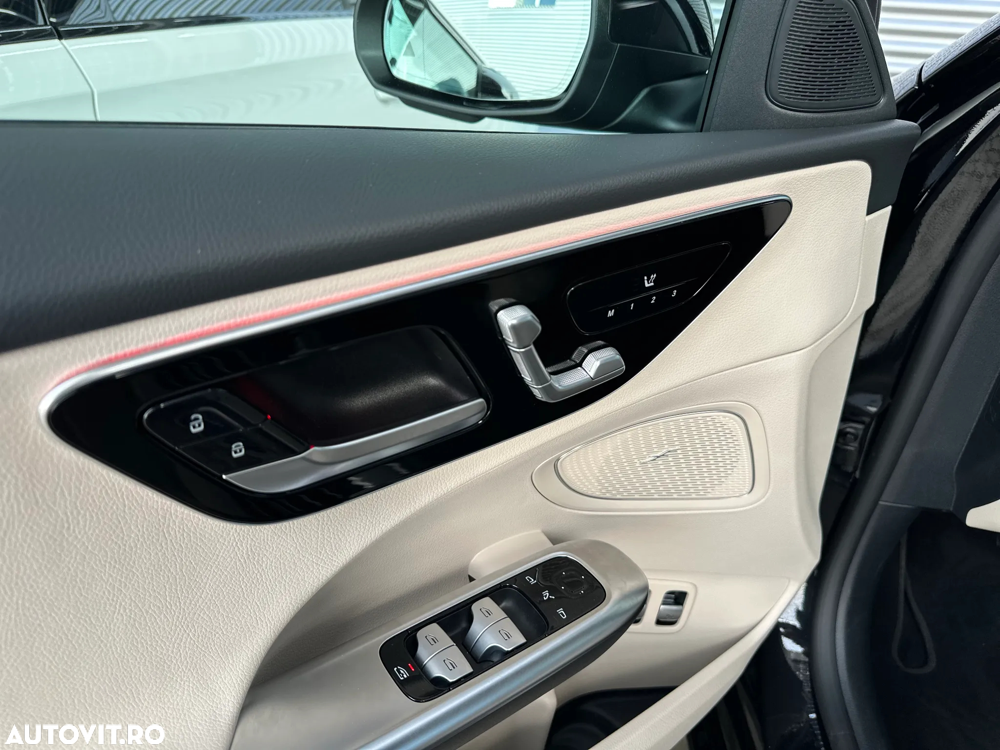 Mercedes-Benz C 300 PHEV 4MATIC - 27
