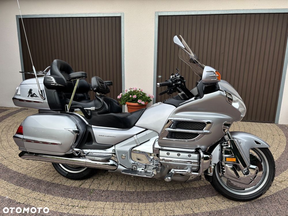 Honda GL - 3