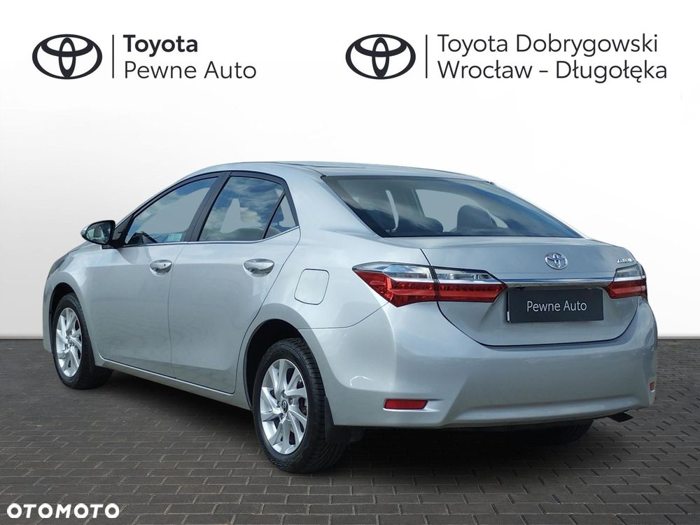 Toyota Corolla 1.6 Comfort - 5