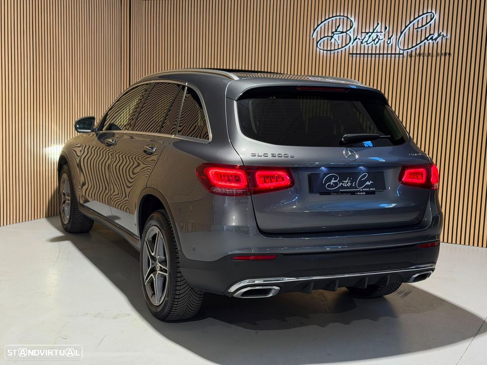 Mercedes-Benz GLC 300 e 4Matic - 4