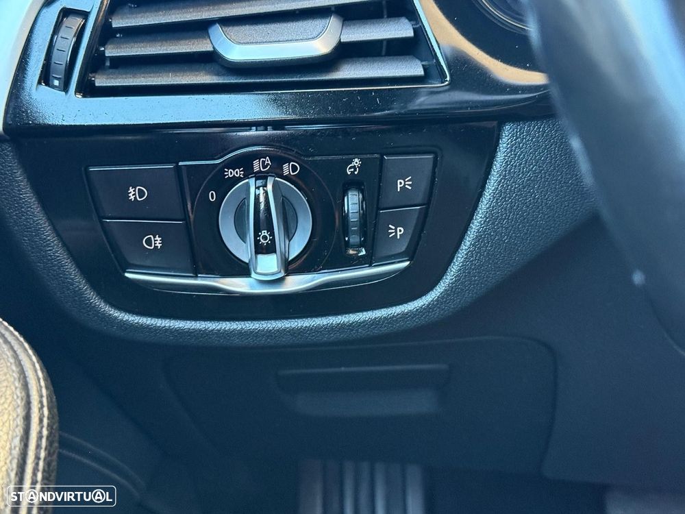 BMW 520 d Line Luxury Auto - 13