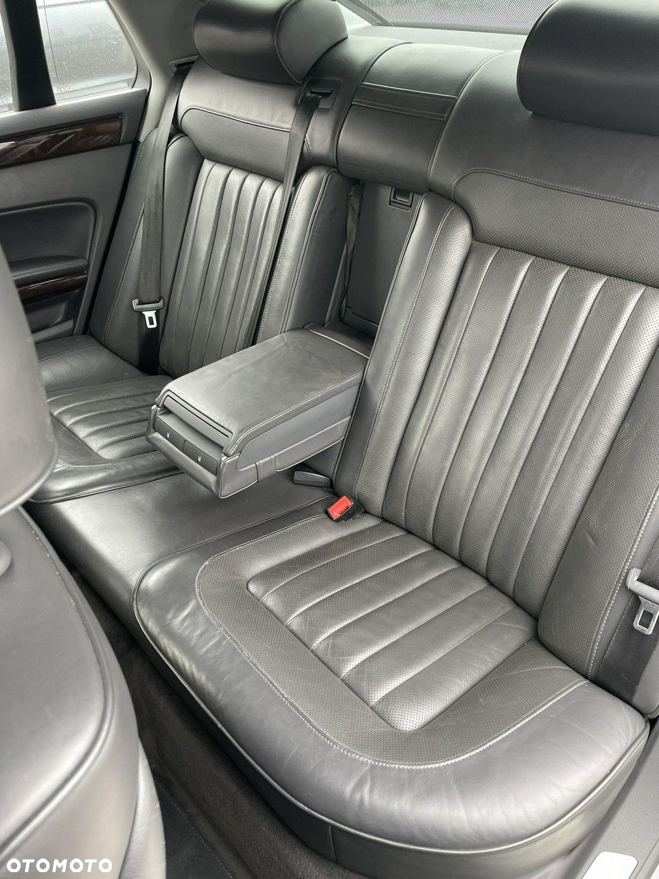 Volkswagen Phaeton - 7