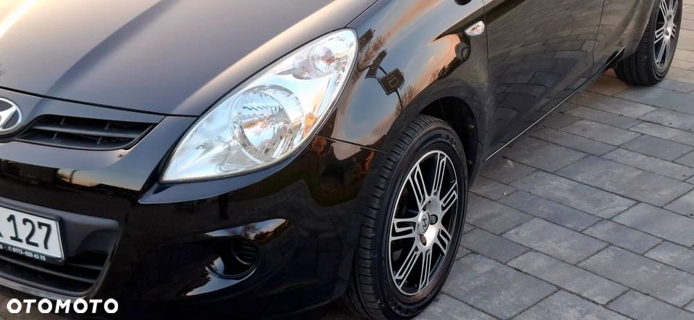 Hyundai i20 1.2 Comfort EU5 - 12