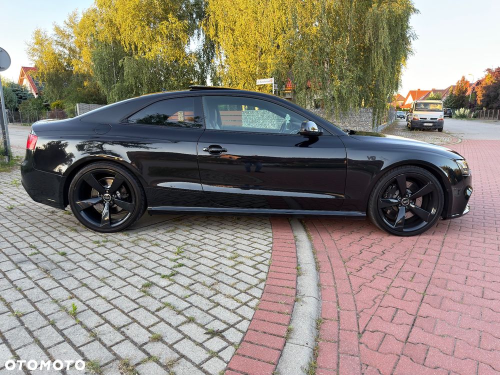 Audi RS5 Coupé Standard - 9
