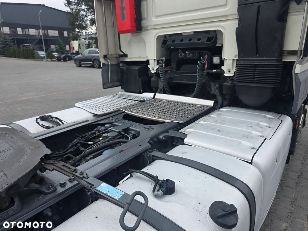 DAF XF 460 Super Space Cab Low Deck Mega/Standard siodło podnoszone - 19