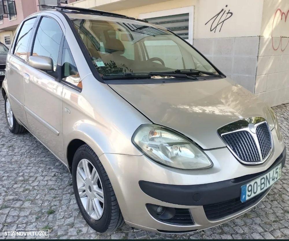 Lancia Musa 1.3 16V M-jet Oro - 1