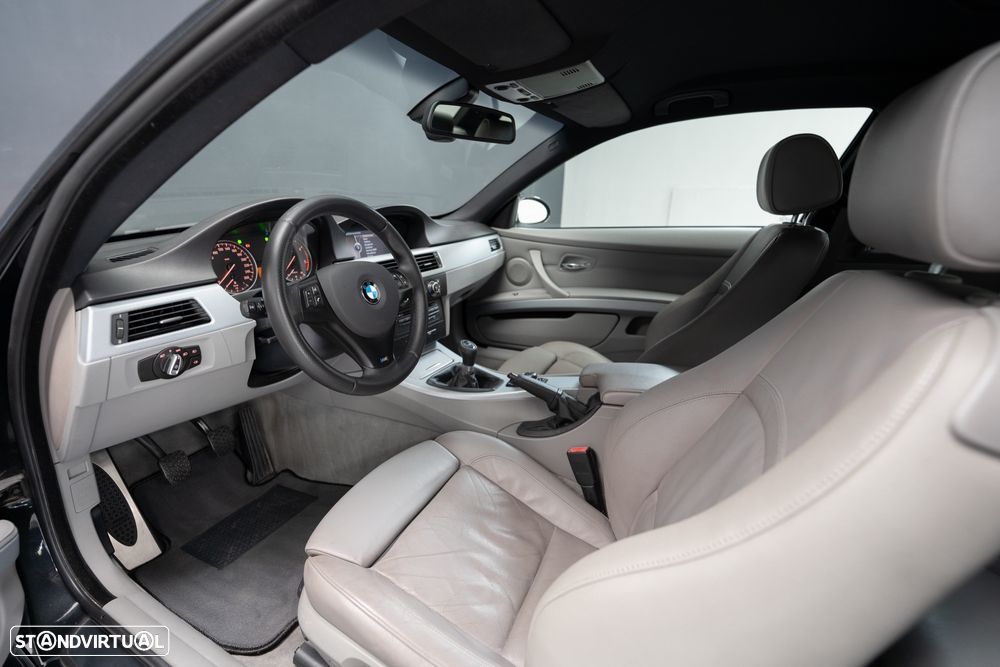 BMW 320 d Coupe - 19