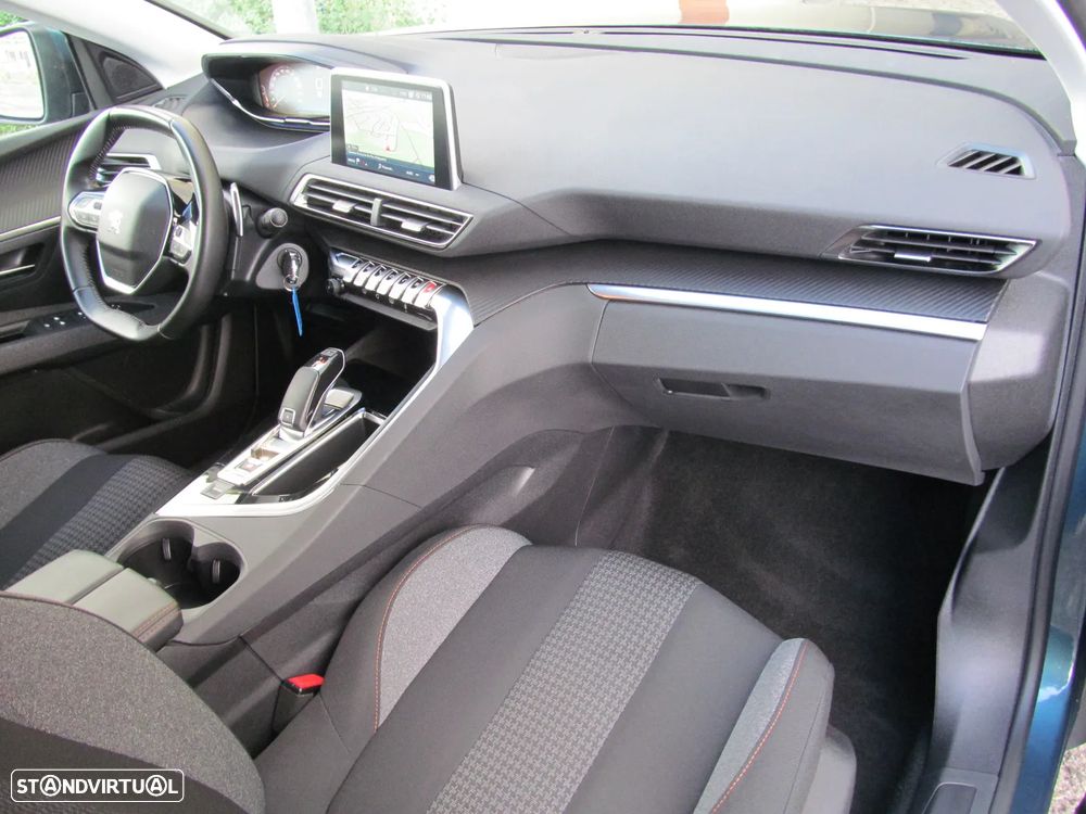 Peugeot 5008 - 4
