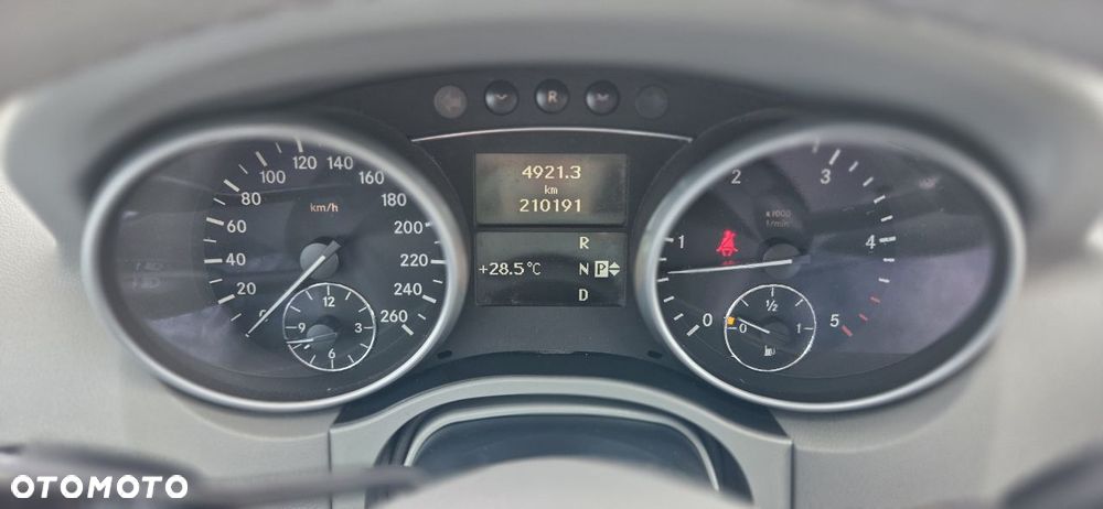 Mercedes-Benz ML 320 CDI 4Matic 7G-TRONIC DPF Edition 10 - 37