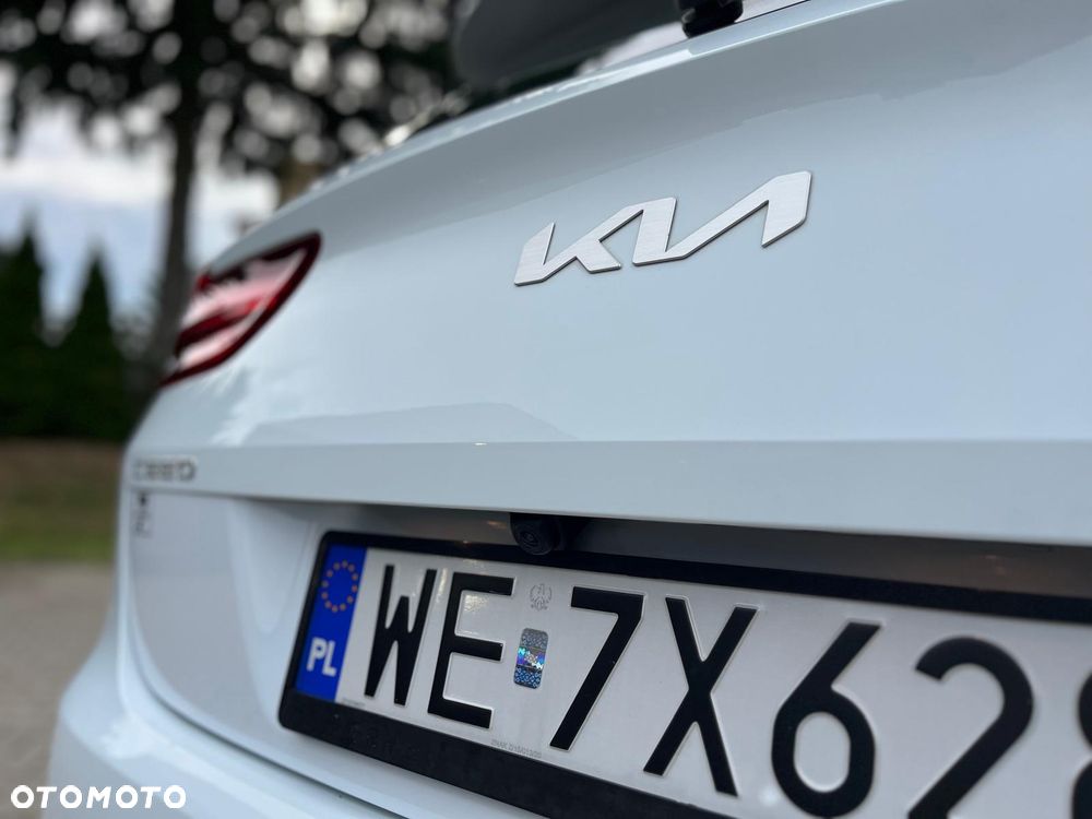 Kia Ceed 1.5 T-GDI M - 15