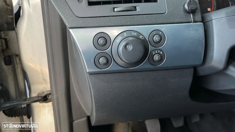 Opel Astra 1.3 CDTi Cosmo - 9