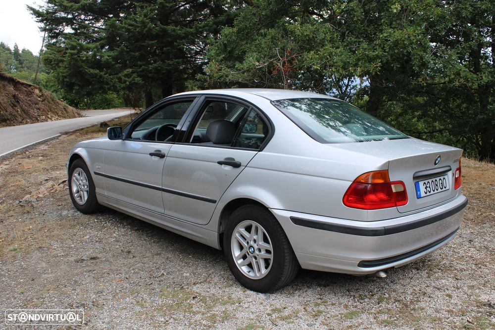 BMW 320 d — fotografia 17