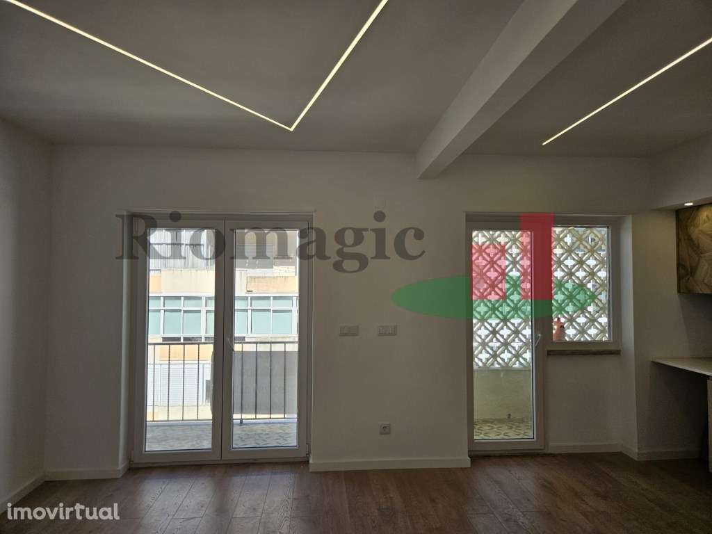 Apartamento T2+1 Totalmente Remodelado - Amadora - Grande imagem: 5/7