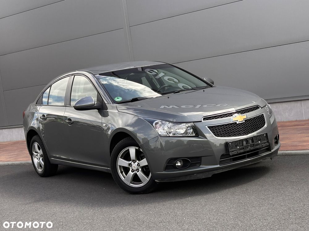Chevrolet Cruze 1.8 LT - 1
