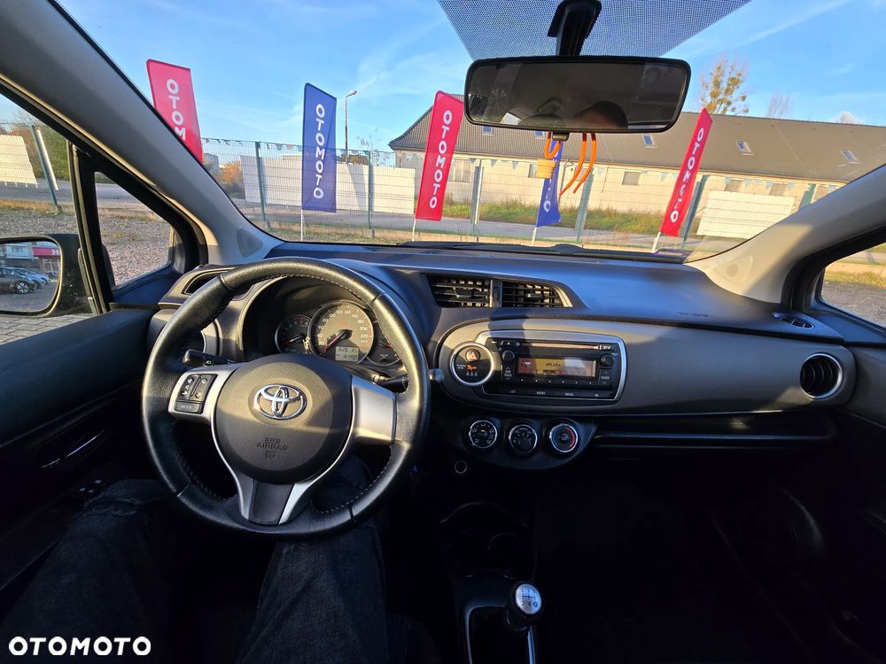 Toyota Yaris 1.0 Luna - 29
