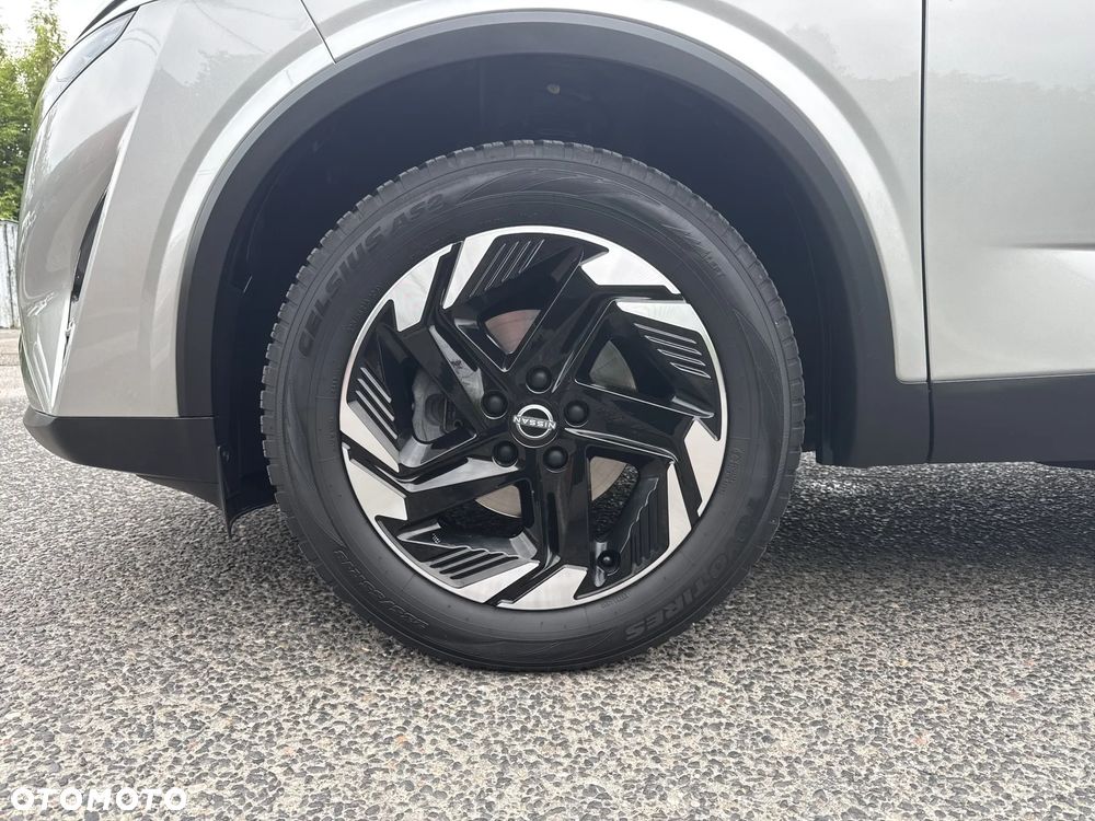 Nissan Qashqai 1.3 DIG-T MHEV N-Connecta Xtronic - 19