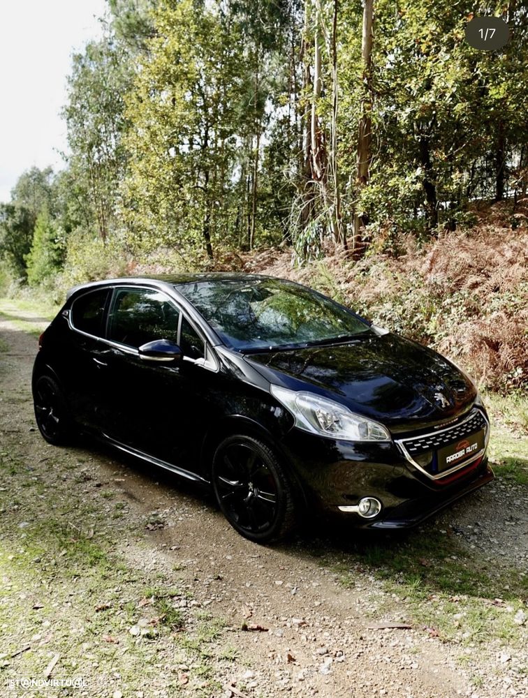Peugeot 208 GTI 200 THP - 2