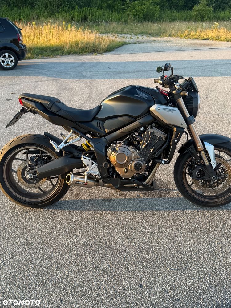Honda CB - 2
