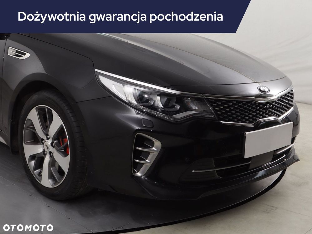 Kia Optima - 25