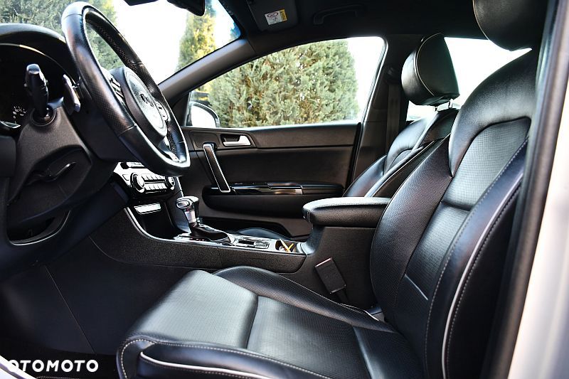 Kia Sportage 1.6 T-GDI AWD DCT GT LINE - 10