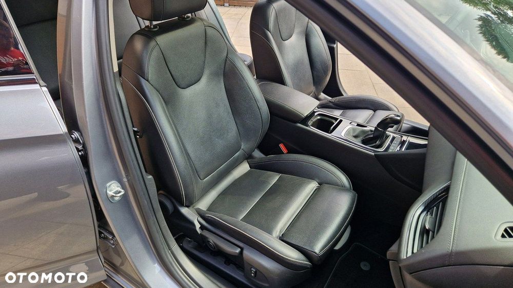 Opel Insignia - 16