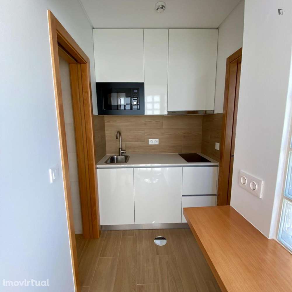 Estúdio - localizado em Cidral Coimbra - Grande imagem: 2/12