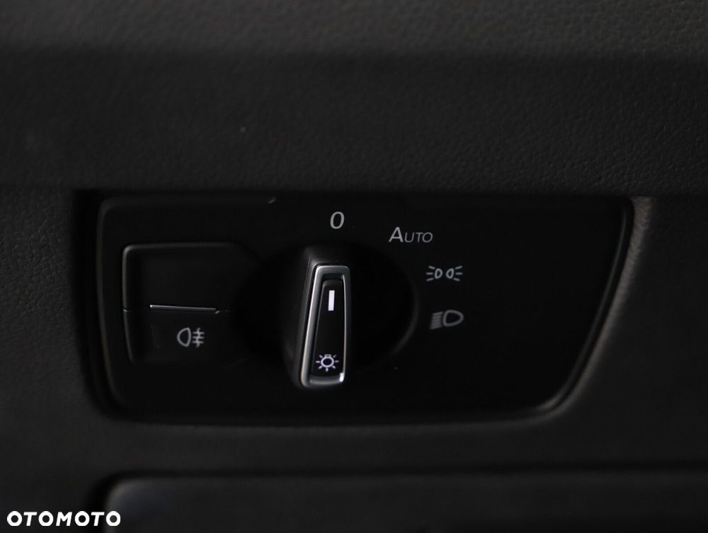 Volkswagen Passat Variant - 19