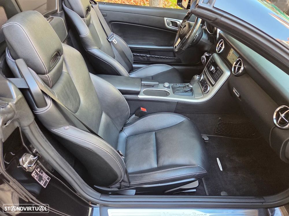 Mercedes-Benz SLK 200 (BlueEFFICIENCY) 7G-TRONIC - 16