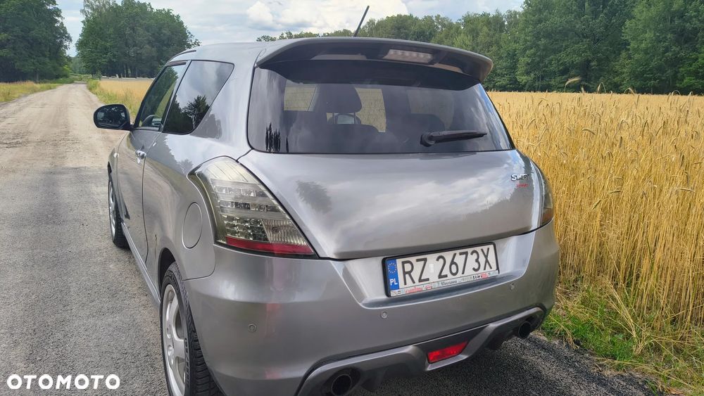 Suzuki Swift 1.6 Sport - 14