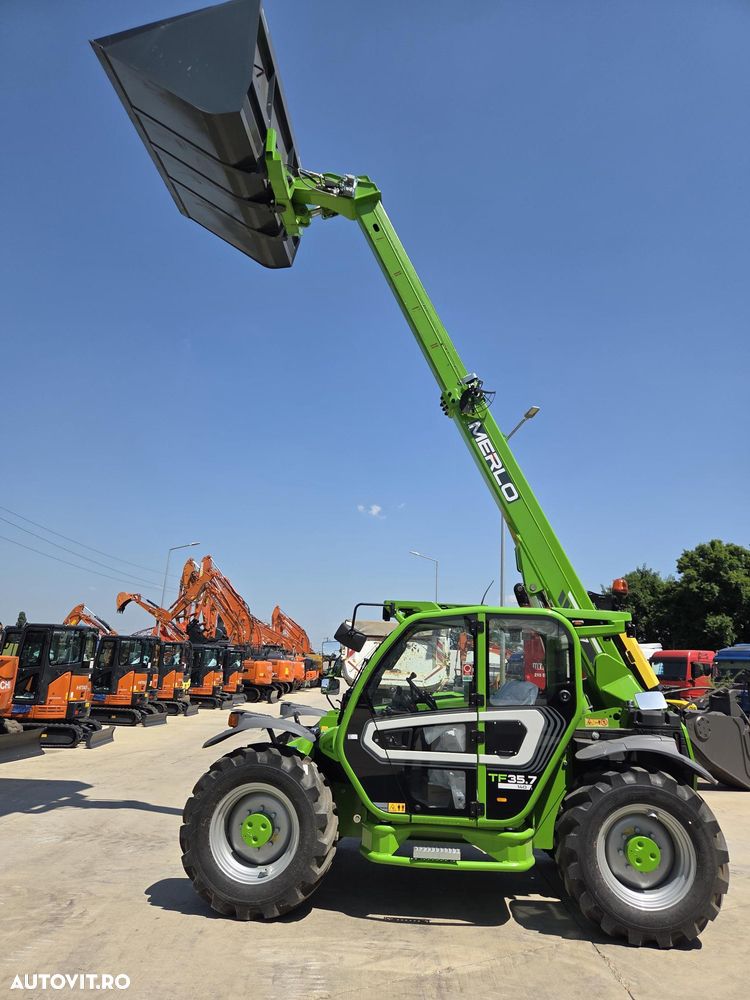 Merlo TF35.7-140, ridica 3,5t la 7m, motor Deutz 140CP, cupa si furci, transmisie 4x4, aer conditionat, Masa operatinala 6800kg, lungime 4,4m, latime 2,3m, produs in ITALIA, garantie 1 an, posibilitate leasing-PROMOTIE 81.900 EUR+Tva - 14