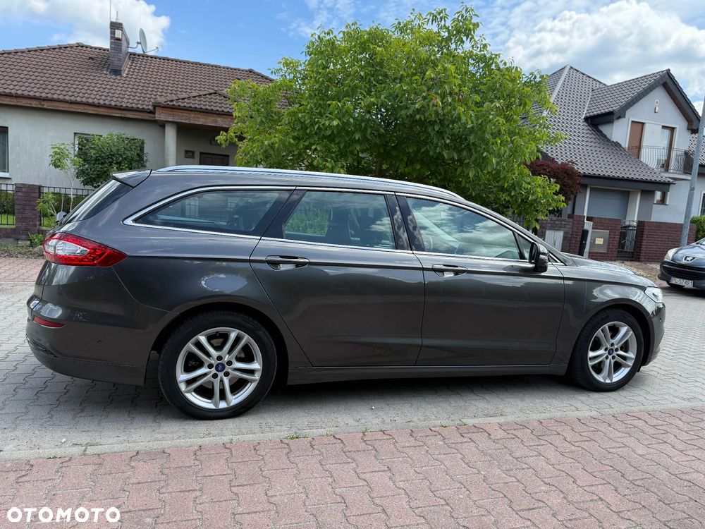Ford Mondeo - 24