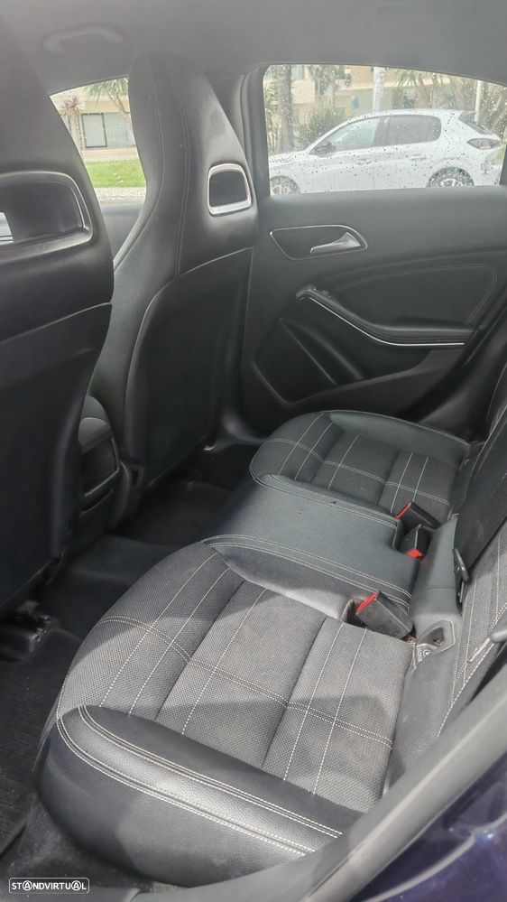 Mercedes-Benz A 180 d Urban Aut. - 6