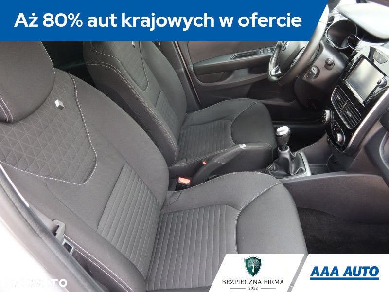 Renault Clio - 10