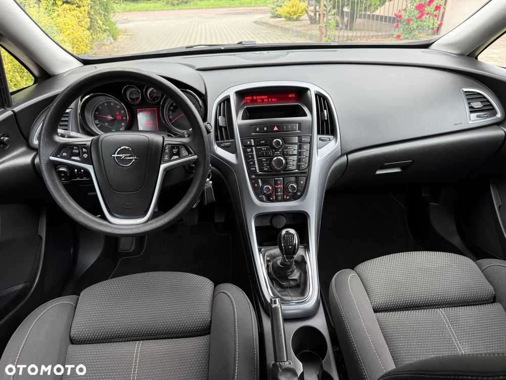 Opel Astra 1.4 Turbo ecoFLEX Start/Stop 150 Jahre - 28