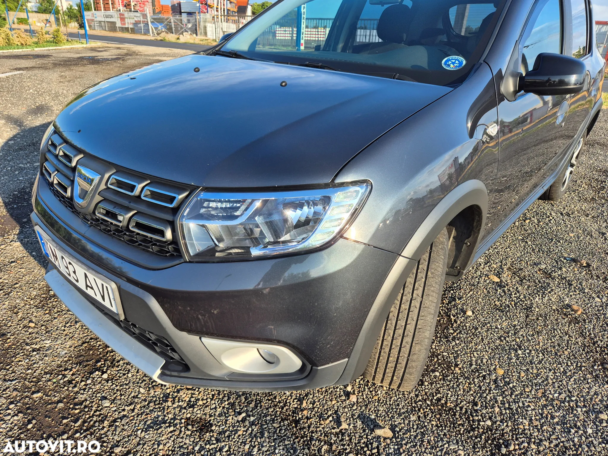 Dacia Sandero Stepway TCe 90 MT6 Essential - 6