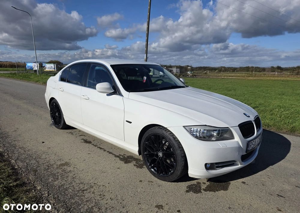 BMW Seria 3 318d - 1