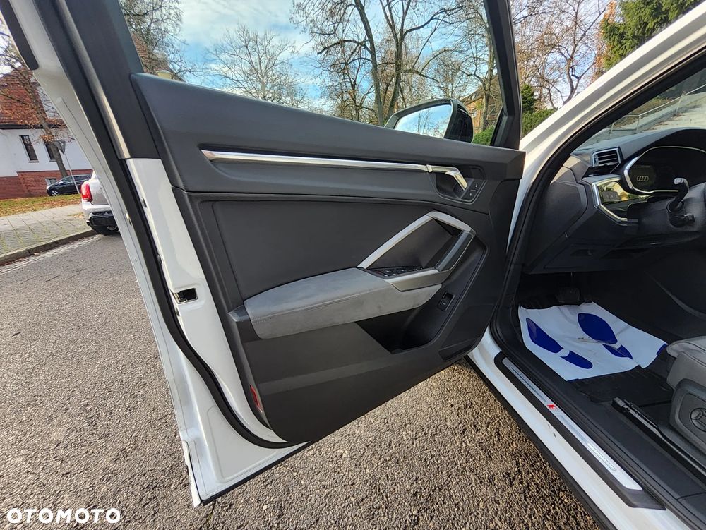 Audi Q3 40 TFSI Quattro S-Line S tronic - 10