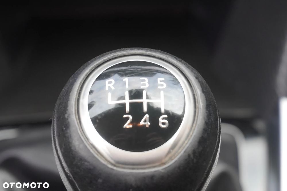 Mazda 2 SKYACTIV-G 90 Exclusive-Line - 37