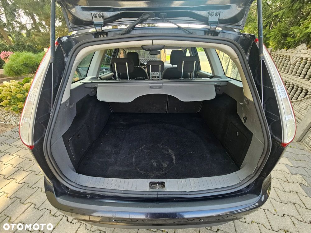 Ford Focus 1.8 FF Ambiente - 13