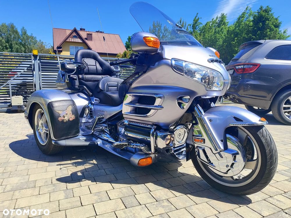 Honda GL - 18