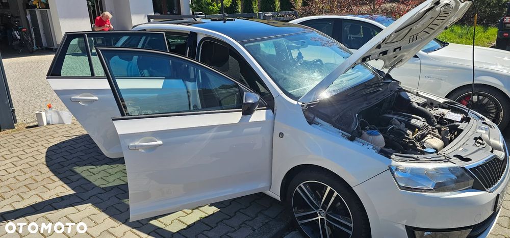 Skoda RAPID 1.2 TSI Edition - 29