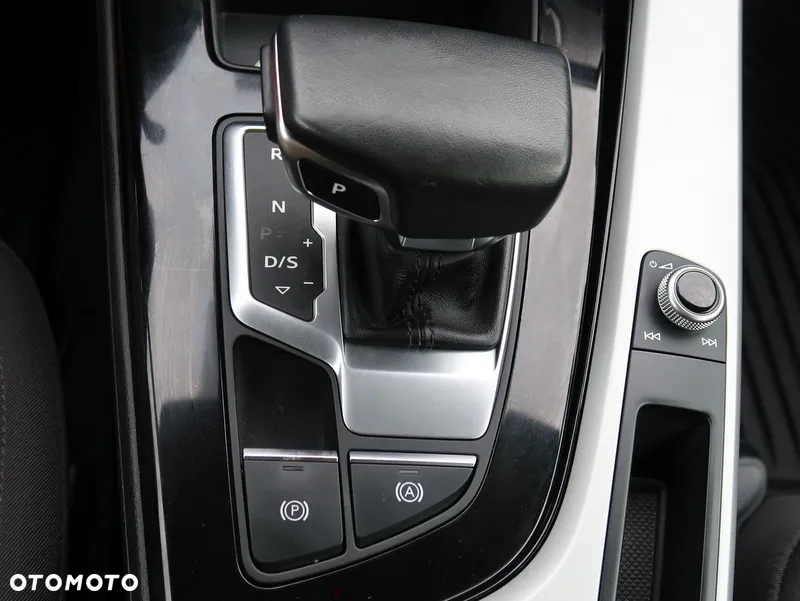 Audi A4 ver-35-tdi-mhev-advanced-s-tronic - 20